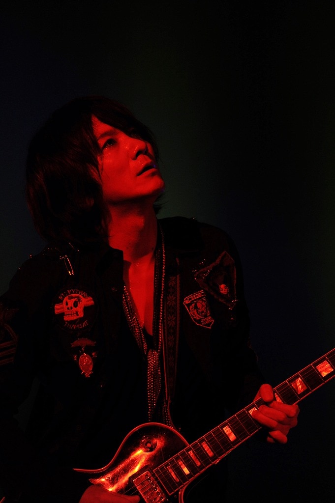 吉井和哉（Photo：有賀幹夫）