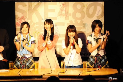 写真は昨年9月の「第1回サイゾーナイト『SKE48の“一緒に学ぶ”二次元講座』」より。写真左から古川愛李、松井玲奈（今回は欠席）、平松可奈子、中西優香。