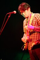 堀込高樹（G, Vo）