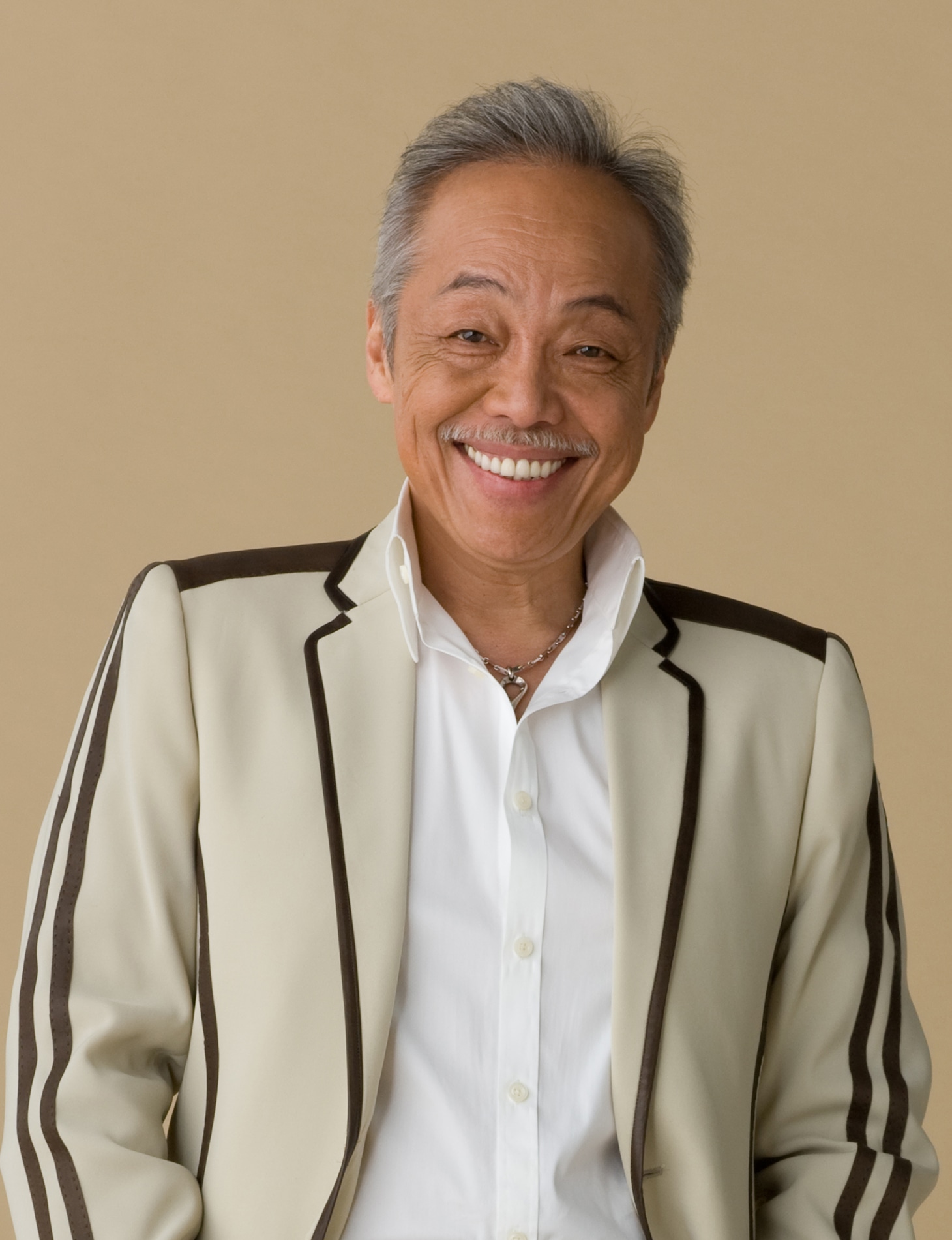 谷村新司