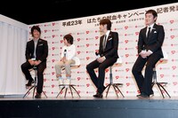 写真はトークセッションの模様。