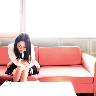 中国デビュー曲のタイトル「毛衣」は北京語でセーターを表したもの。