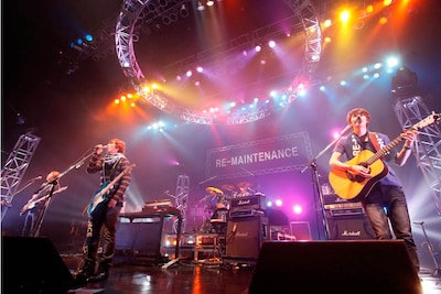 ライブツアー「CNBLUE Zepp Tour 2011 ～RE-MAINTENANCE～」Zepp Tokyo公演の模様。