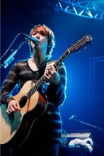 ライブツアー「CNBLUE Zepp Tour 2011 ～RE-MAINTENANCE～」Zepp Tokyo公演の模様。