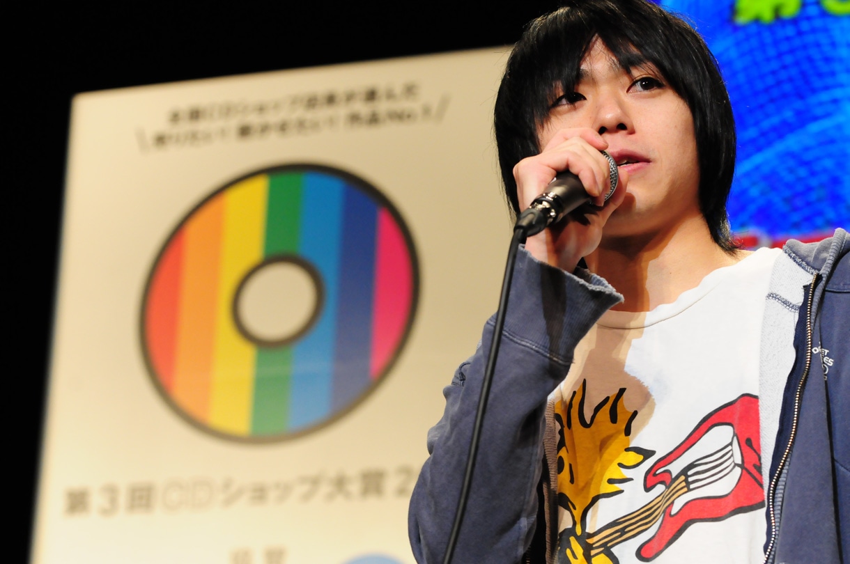 andymoriの小山田壮平（Vo, G）