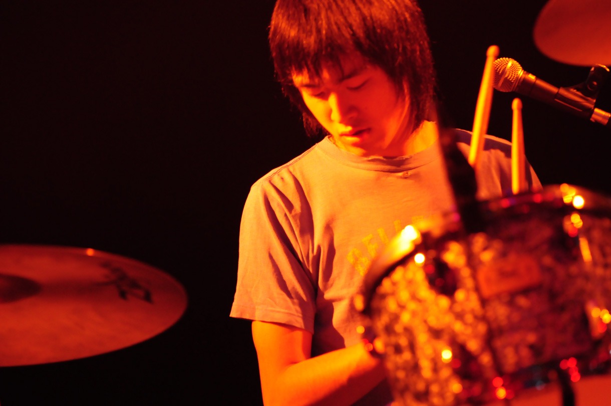 andymoriの岡山健二（Dr）