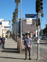 「The idiot TV×natalie TV」はアメリカ・ロサンゼルスからの生放送でお送りする（写真はロサンゼルスに滞在中のYutaka Furukawa）。