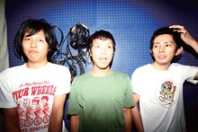 左から藤井学、濱本大輔、次松大助。