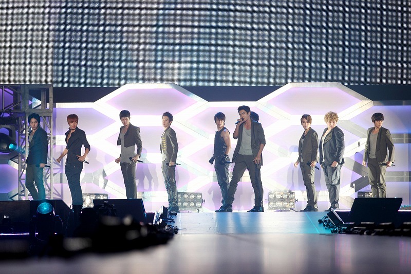 SUPER JUNIOR