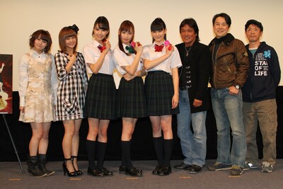 映画「ケータイ刑事 THE MOVIE3 モーニング娘。救出大作戦！～パンドラの箱の秘密」の完成披露試写会および舞台挨拶より。