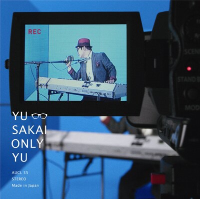 写真はミニアルバム「ONLY YU」初回限定盤ジャケット。