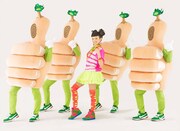 写真は「GOOD LUCKY!!!!!」ビデオクリップの一場面。