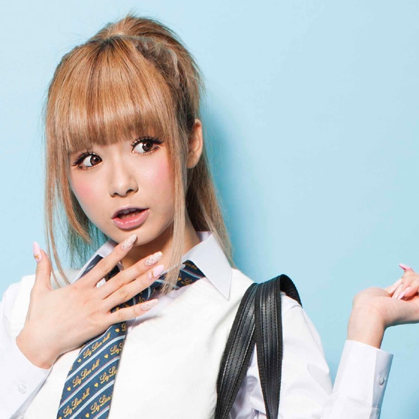 西川瑞希の写真を使用した「ベビーフレンド feat. CICO from BENNIE K」のジャケット写真。