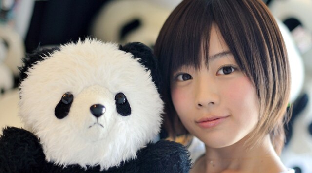 PANDA 1/2（写真右が藤岡みなみ）