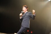 桑田佳祐アルバム試聴会に飛び入り出演「元気です！」