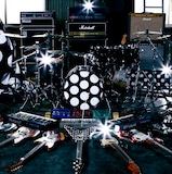 winnie「Synchronized」(写真)はトレードマークのドット柄が目印。