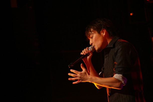 写真は1月30日に東京・赤坂BLITZで開催されたイベント「HIPS vol.10」でのMEGARYUのライブの模様。