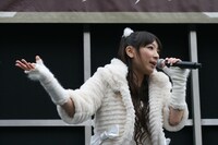 「インモラリスト」では天使の笑顔を封印し、真剣な表情を見せるほっちゃん。