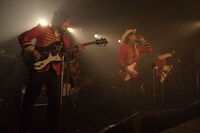 ザ・キャプテンズとウルフルケイスケ。