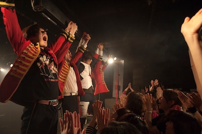 ザ・キャプテンズのライブ終了時。