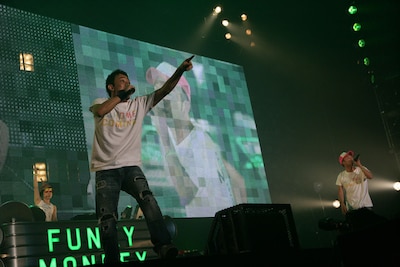 「いちょうの国から 2010～帰郷～」国立代々木競技場第一体育館公演の様子。