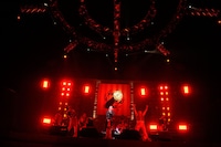 グループ魂（Photo by 緒車寿一）