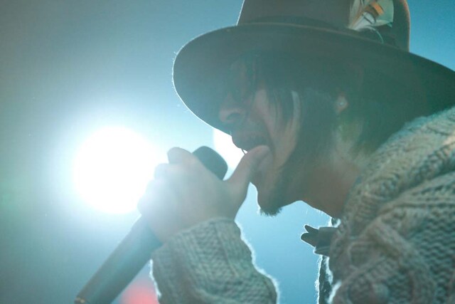 写真は2月6日のライブの模様。