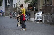 映画「劇場版 神聖かまってちゃん ロックンロールは鳴り止まないっ」のワンシーン。