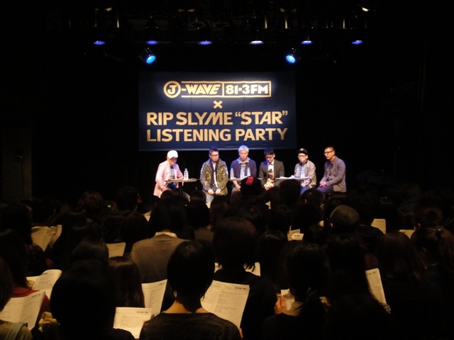 「J-WAVE×RIP SLYME "STAR" LISTENING PARTY」の様子。