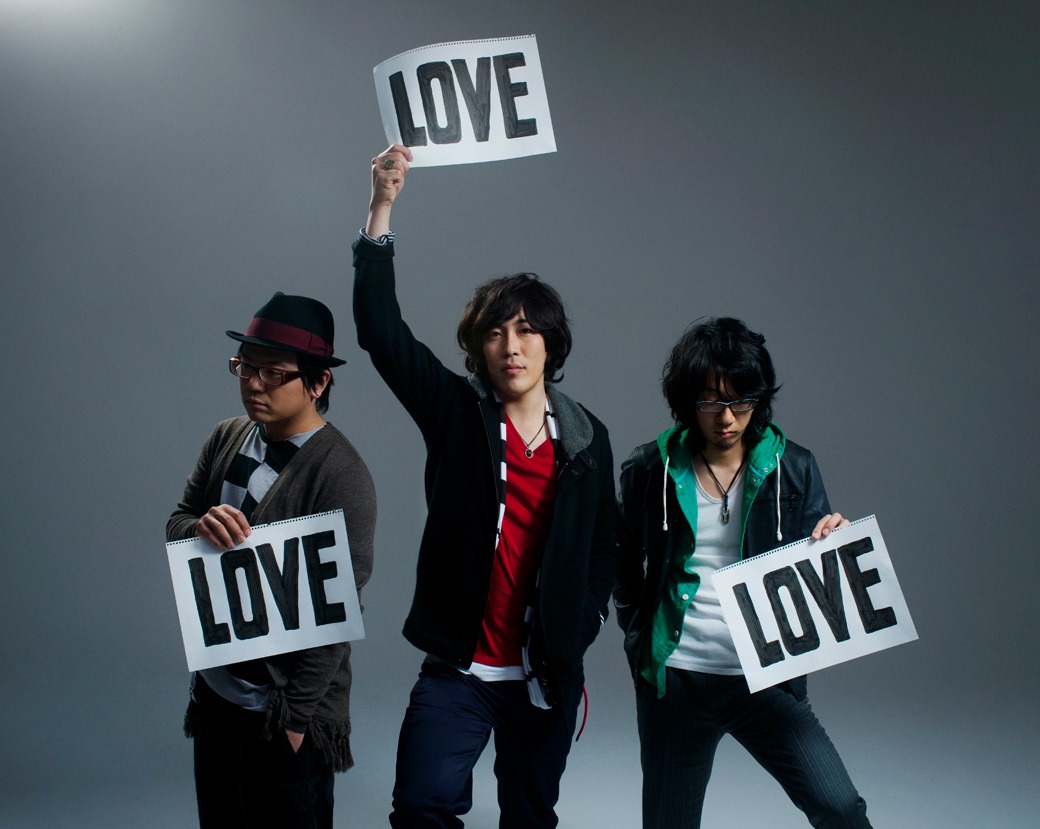 LOVE LOVE LOVE