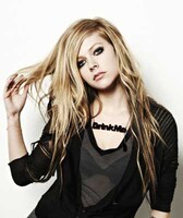 アヴリル・ラヴィーンは5月に日本国内でアリーナツアーを敢行する。