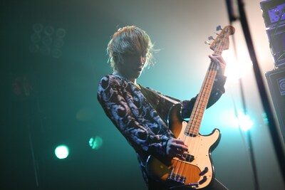 赤塚ヤスシ（B）（撮影：shimbo yuki）