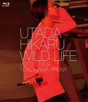 写真は「WILD LIFE」Blu-ray盤ジャケット。