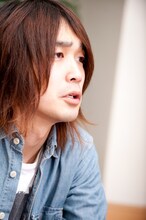 秋葉正志（ザ・ビートモーターズ/Vo, G）