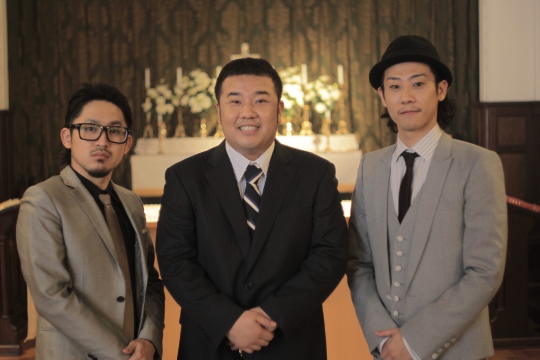 C&Kとインパルス堤下敦（写真中央）。