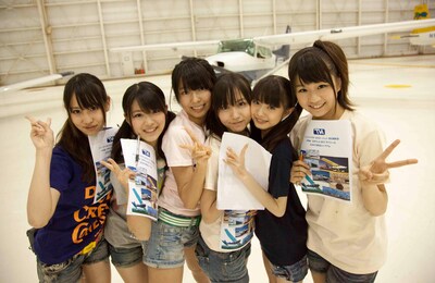 CSファミリー劇場「AKB48 ネ申テレビスペシャル ～もぎたて研究生 in グアム～」のワンシーン。(C)東北新社