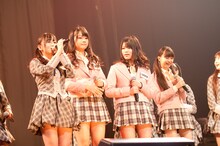 写真は3月5日に行われた「『桜の木になろう』発売記念 全国握手会イベント “AKB48祭り” Powered by 『ネ申テレビ』」より。左から大場美奈、島田晴香、山内鈴蘭、市川美織。