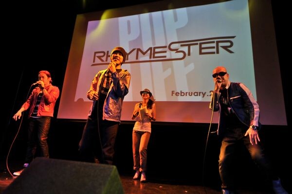 25日の座談会の後には、RHYMESTERのサプライズライブも敢行。DJ JINがハンドマイクを持ち真ん中に立つという貴重なステージになった。