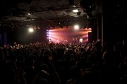 写真はLIQUIDROOM ebisu公演の模様。