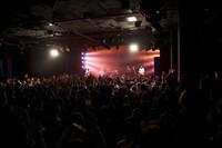 写真はLIQUIDROOM ebisu公演の模様。