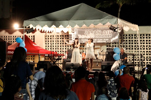 「JAPAN AID Benefit CONCERT」の様子。