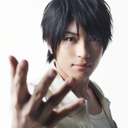 シングル「Naturally」初回限定盤ジャケット