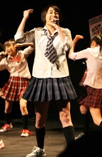 4月10日のワンマンライブ「4.10 中野サンプラザ大会 ももクロ春の一大事～眩しさの中に君がいた～」を最後にグループを脱退する早見あかり。