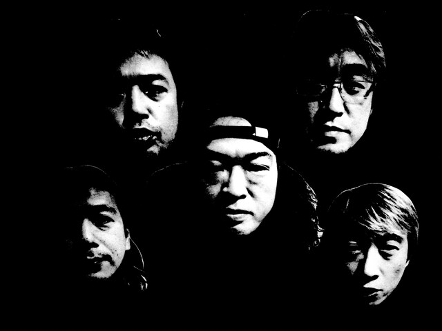 ユニコーンの新しいアーティスト写真。ツアータイトルも含め意味深な仕上がりだ。