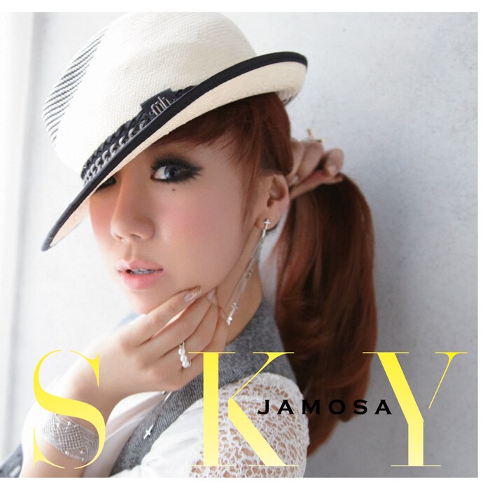 アルバム「SKY」CD+DVD盤ジャケット