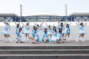 「バンザイVenus」を披露するSKE48選抜メンバー。 (C)PYTHAGORAS PROMOTION