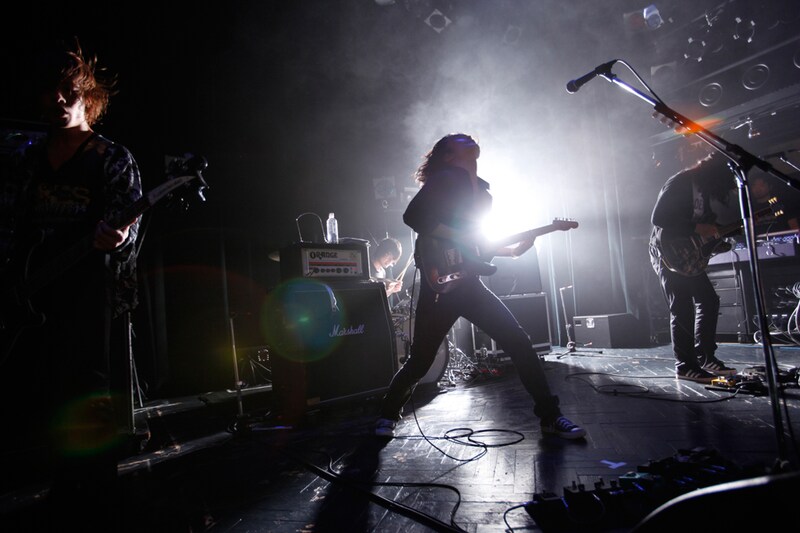 「LIVE ACME」では白熱のステージを展開。（C）susie