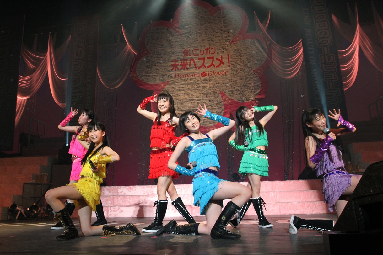 第1部「ももクロ☆オールスターズ2011」より。