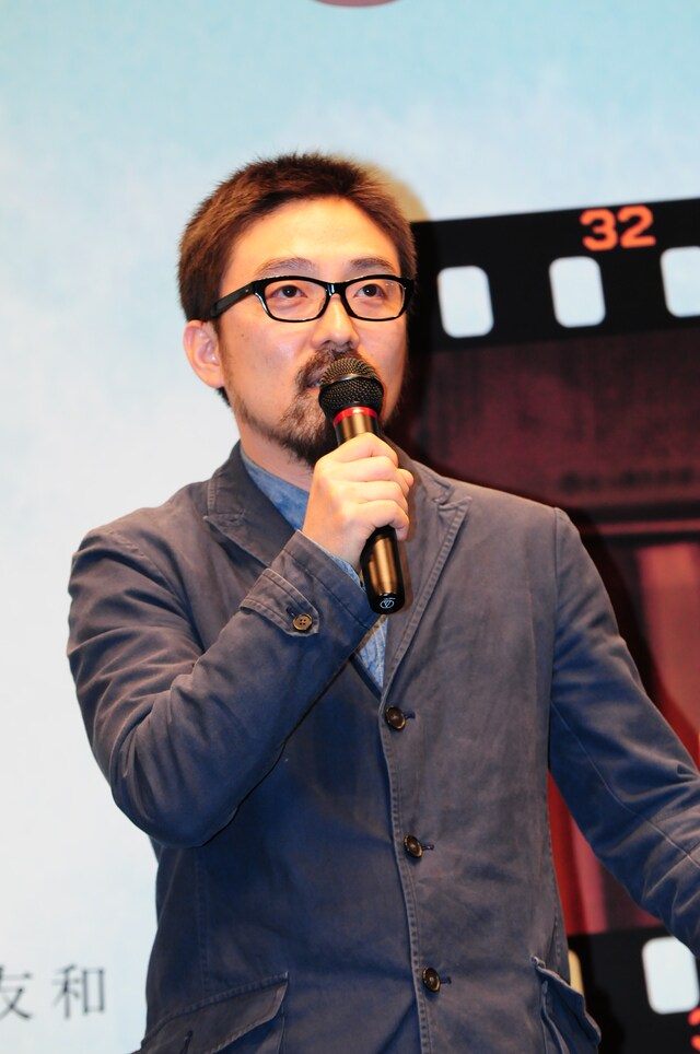 「脚本を書いてる段階から妻夫木さんと松山さんを想像していたので、本当に理想のキャスティングでした」と語った山下敦弘監督。