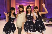 宇徳敬子とフレンチ・キス。